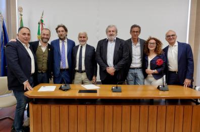 Dalla musica al teatro, torna la Festa di Radio3 InOnda a Trani: parlano Montanari ed Emiliano