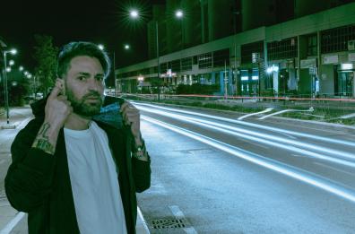 «Collisione», da Japigia la canzone d'amore universale di Piero Ufo
