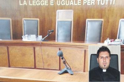 Brindisi,  compì atti sessuali su un chierichetto, 8 anni a ex parroco 