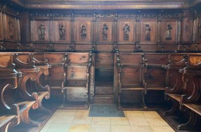 Barletta, torna nella chiesa di Sant'Andrea il coro ligneo del Cinquecento