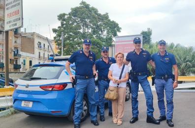 Taranto, ha un principio di infarto alla guida dell'auto: salvato dalla Polizia