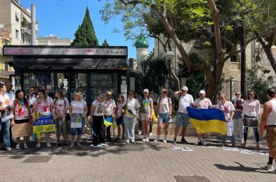 Bari, l'Associazione Uniti per l’Ucraina scende in strada per un sit in