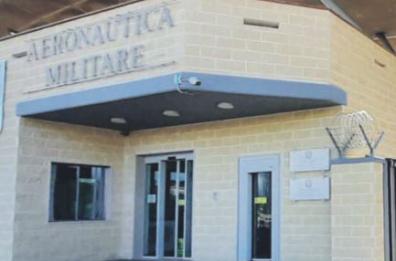 Foggia, scandalo all'aeroporto: «Mazzette fino a 300mila euro l’anno»