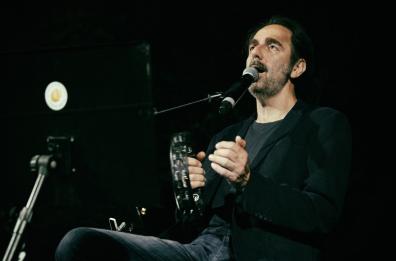 Neri Marcorè a Taranto per il MAP Festival: «La musica è compagna di vita»