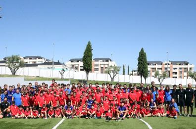 A Taranto arriva l'Atletic Madrid camp, al via formazione per giovani atleti