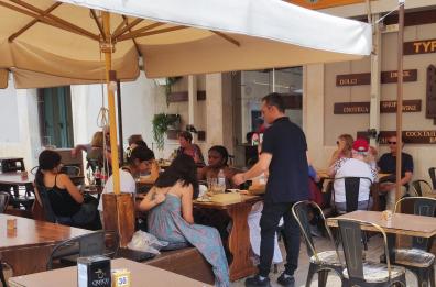 Turismo, pochi lucani e non qualificati: «Importiamo stagionali da altre regioni»
