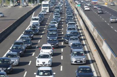 A14 Bologna - Taranto: chiusa per una notte l'entrata della stazione di Molfetta 