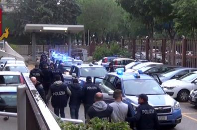 Foggia, minacce ai fantini per pilotare le scommesse, condannati i tre del clan estorsioni