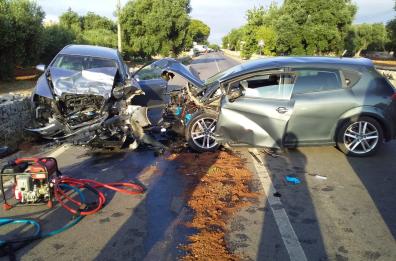 Schianto fatale sulla provinciale fra Monopoli e Conversano: morto un 22enne
