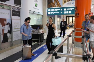 Sfilata Dolce&Gabbana in Puglia, arrivano i primi vip. Emiliano: «Pronti ad accoglierli»