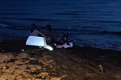 Bari, auto fuoristrada sul lungomare San Giorgio: ferite le 6 persone a bordo
