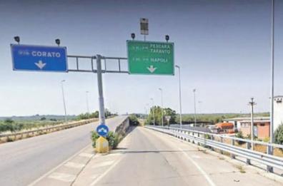 Trani, torna la luce sul cavalcavia della Sp 12