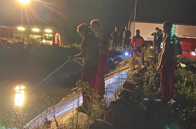 Bimbi annegati: alle 16 i funerali, lutto cittadino a Manfredonia