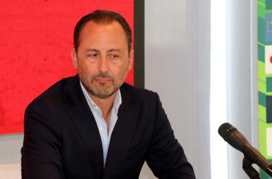 Bari, la prima con le bollicine, brividi con il Palermo: tutto il calendario di serie B