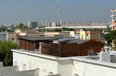 Bari, la moglie del boss con l'attico abusivo a San Girolamo