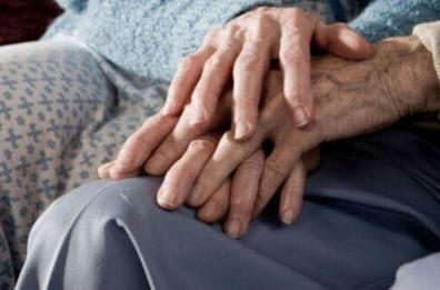 Bari, la storia di Gabriele, 66enne malato e solo, senza pensione per un cavillo