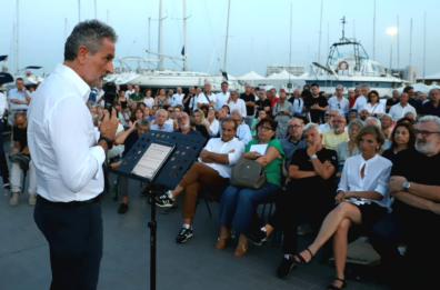 La sinistra batte un colpo, «La Puglia non è un luna park»