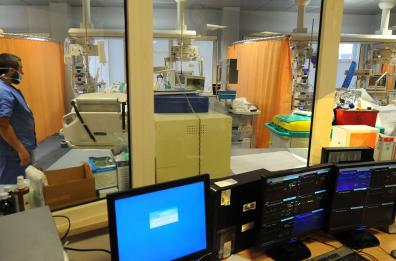 «Non sapeva di essere a rischio trombosi»: a Bari archiviate indagini su 13 medici dopo la morte di un 54enne