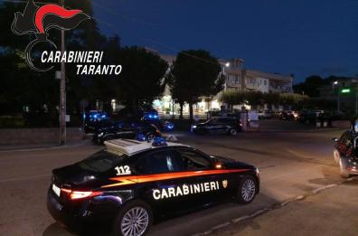 Carosino, botte e minacce alla moglie: dopo la denuncia scatta l'arresto