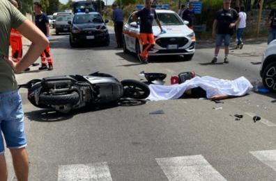 Incidente mortale sulla Lecce-Monteroni: centauro di 36 anni travolto da un'auto. Nello stesso paese è morta d'infarto una mamma 33enne: lutto cittadino 