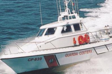 Brindisi, dialisi urgente: passeggera soccorsa a 35 miglia dalla costa