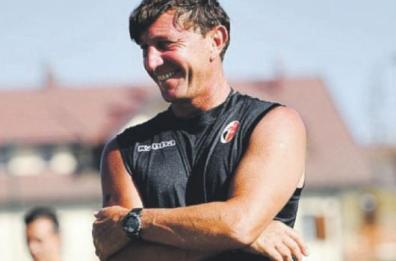 Calcio Bari, ceduto Bosisio al Renate e Mane in prestito alla Recanatese
