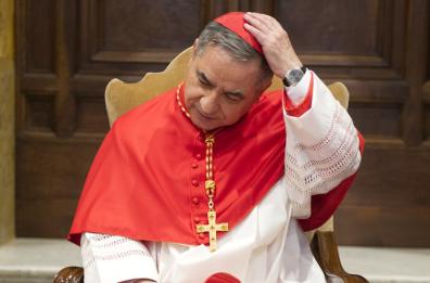 Chiesti 7 anni e 3 mesi per il cardinale Becciu. E 5 anni e 4 mesi per il parroco salentino Don Carlino