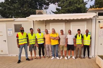 Boncuri, gilet catarifrangenti per i lavoratori migranti del Salento