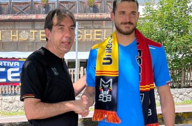 Calcio, Falcone torna nel Salento e raggiunge il Lecce in ritiro a Folgaria