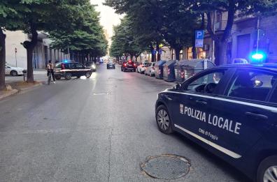 Foggia, 15enne investito da un'auto mentre attraversava la strada