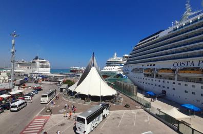 Boom al porto di Bari: a luglio record di passeggeri