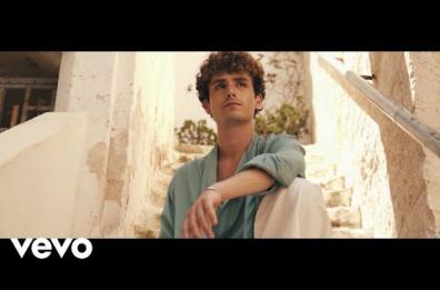 «Mare Mosso», fuori il video di Hermes girato nelle più belle location di Puglia «Mare Mosso», fuori il video di Hermes girato nelle più belle location di Puglia