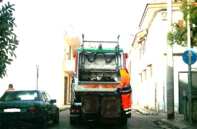 Mesagne, i lavoratori del settore Igiene urbana sono sul piede di guerra