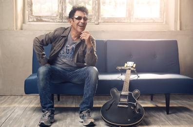 Bari, a novembre Bennato in concerto: una serata ad alto tasso di rock e blues