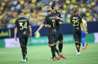 Calcio, il Lecce cede ai rigori (4-2) contro il Cadiz in terra spagnola