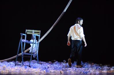 Bari ricorda lo sbarco della Vlora dopo 32 anni: l'omaggio al Teatro Piccinni e al Museo Civico
