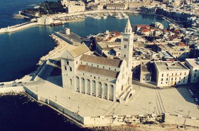 Trani e la sfida del sindaco Bottaro: «Più spazi ai turisti»