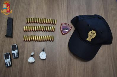 Nascondeva droga nei pantaloni e munizioni a casa, un arresto ad Andria 