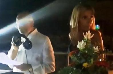 Massimo Segre svela tradimento di Cristina Seymandi durante una festa. Lei: pagliacciata