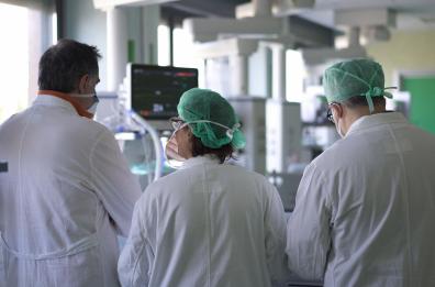 Scaduti i commissari, in Puglia cinque Asl nel caos: forse oggi la proroga degli incarichi in giunta Scaduti i commissari, in Puglia cinque Asl nel caos: forse oggi la proroga degli incarichi in giunta