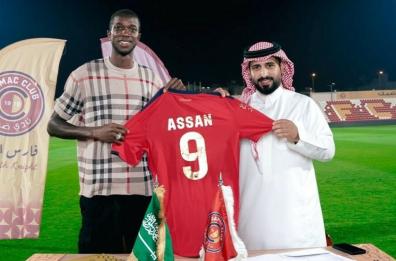 Arriva l'ufficialità: Ceesay lascia il Lecce e passa al Damac