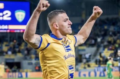 Raggiunto l'accordo, il Lecce si aggiudica il bomber Krstović