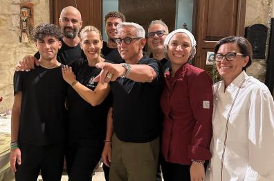 A Giovinazzo spunta chef Bruno Barbieri: impazzito per le cozze ripiene