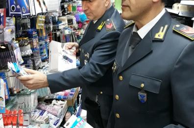 Gdf, sequestrati oltre 600mila prodotti pericolosi nel Tarantino 