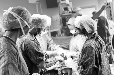 Bari, in estate eseguiti 521 interventi oncologici all'Istituto Tumori