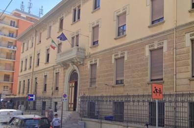 Bari, le suore dell'istituto scolastico «Margherita» non devono demolire un vano 