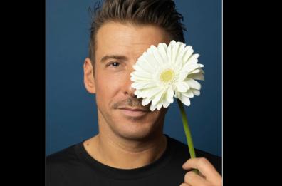 «Il mio karma in Puglia», Francesco Gabbani chiude a Otranto il Ghironda Summer Festival
