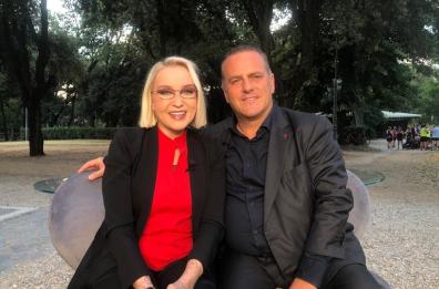 Eleonora Giorgi, Luca Barbareschi e il ministro della Cultura Gennaro Sangiuliano a «Felicità» 
