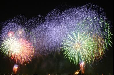 In auto con 15 chili di fuochi d'artificio non autorizzati per festa in chiesta: denunciato imprenditore nel Tarantino