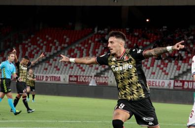 Calcio, al Bari non basta il gol di Nasti: il Cittadella pareggia nei minuti finali